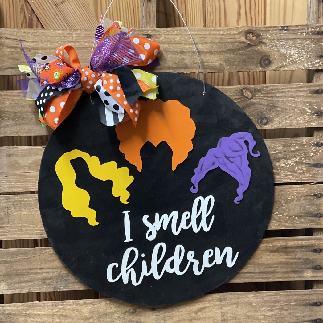 Sanderson Sisters Round Door Hanger