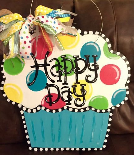 Cupcake Door Hanger 2